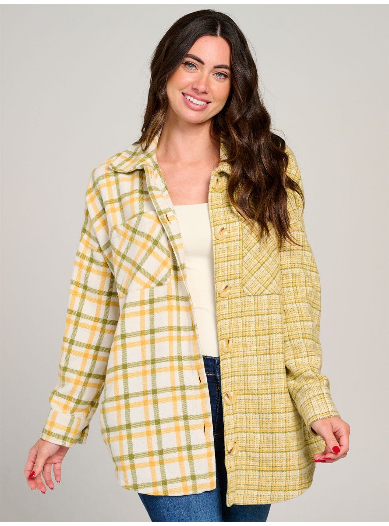 WOMEN'S LONG SLEEVE FRONT POCKET BUTTON UP PLAID SHACKET