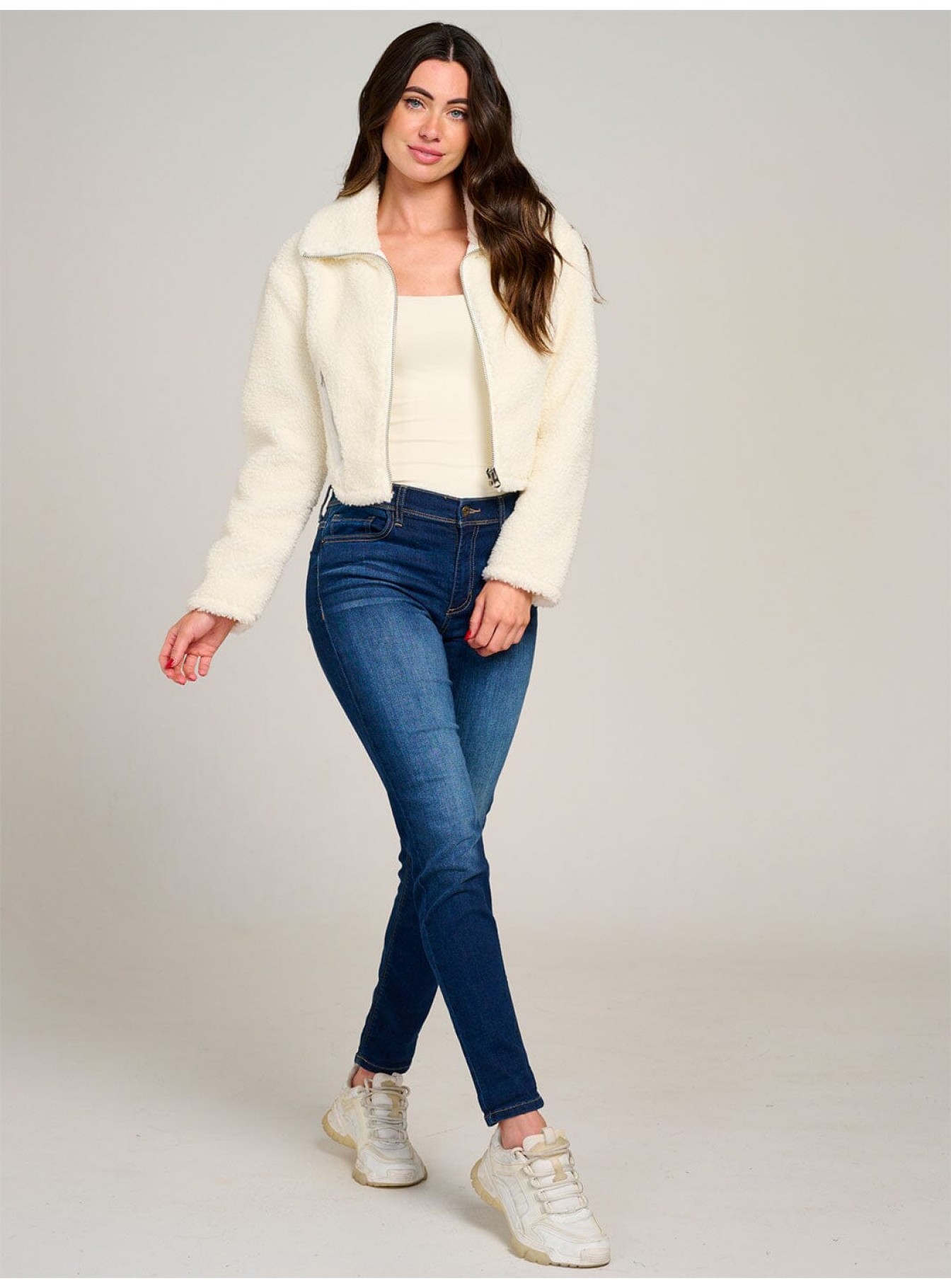 WOMEN'S LONG SLEEVE ZIP UP POCKETS SHERPA JACKET