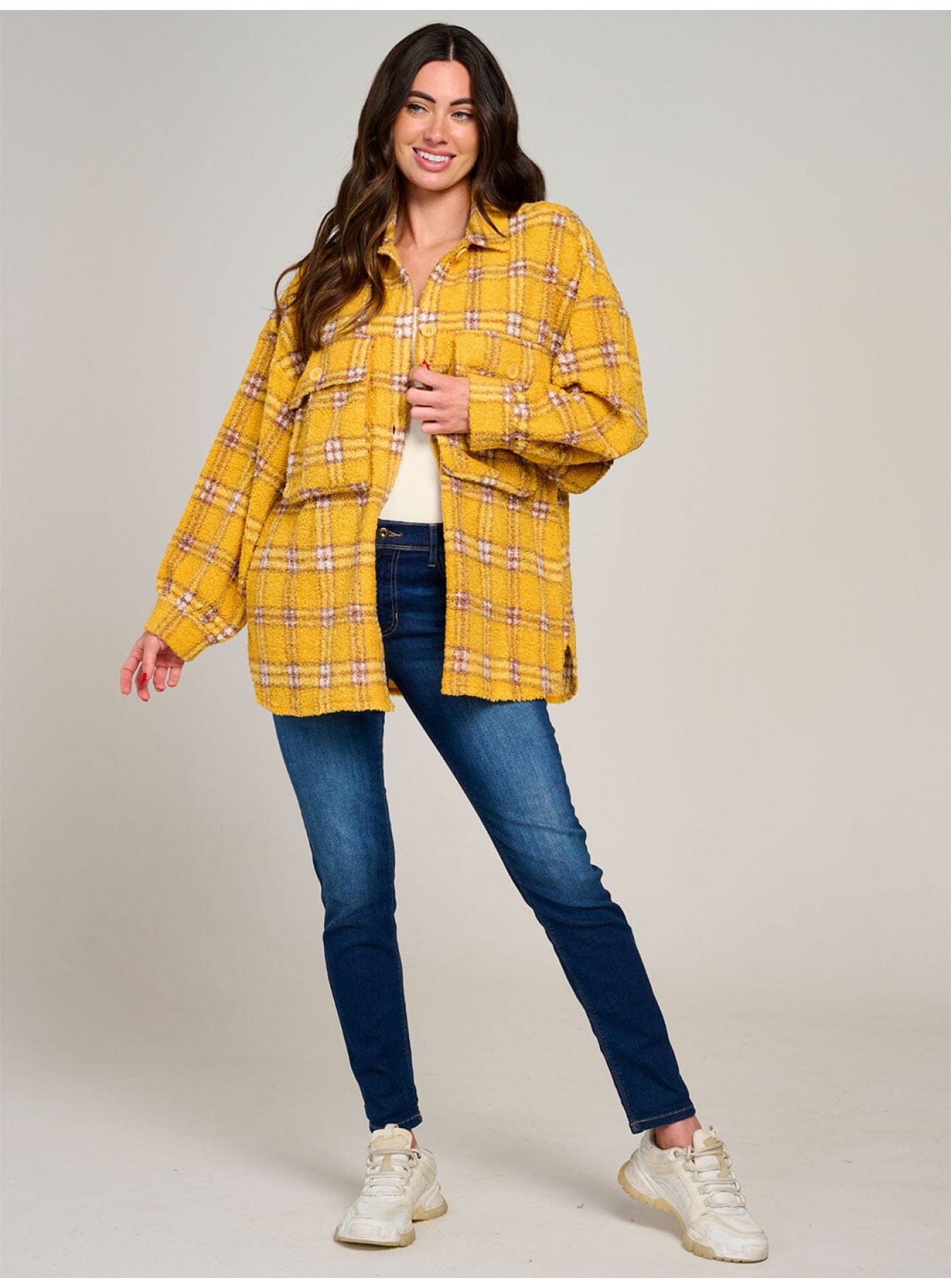 WOMEN'S LONG SLEEVE BUTTON CLOSURE FRONT POCKETS SHERPA PLAID JACKET