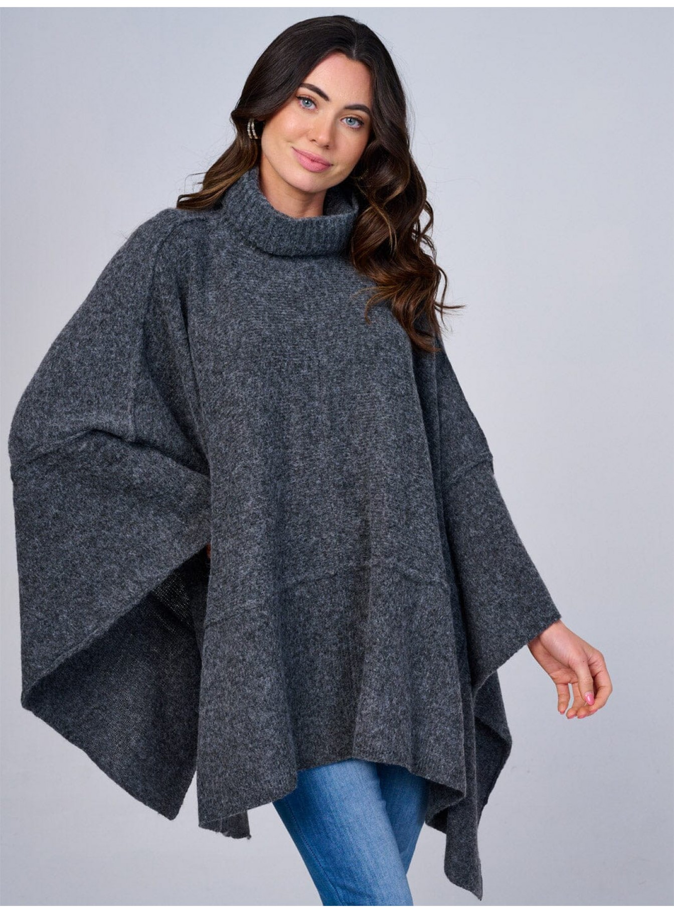 WOMEN'S LONG SLEEVE TURTLE NECK HIGH-LOW PONCHO